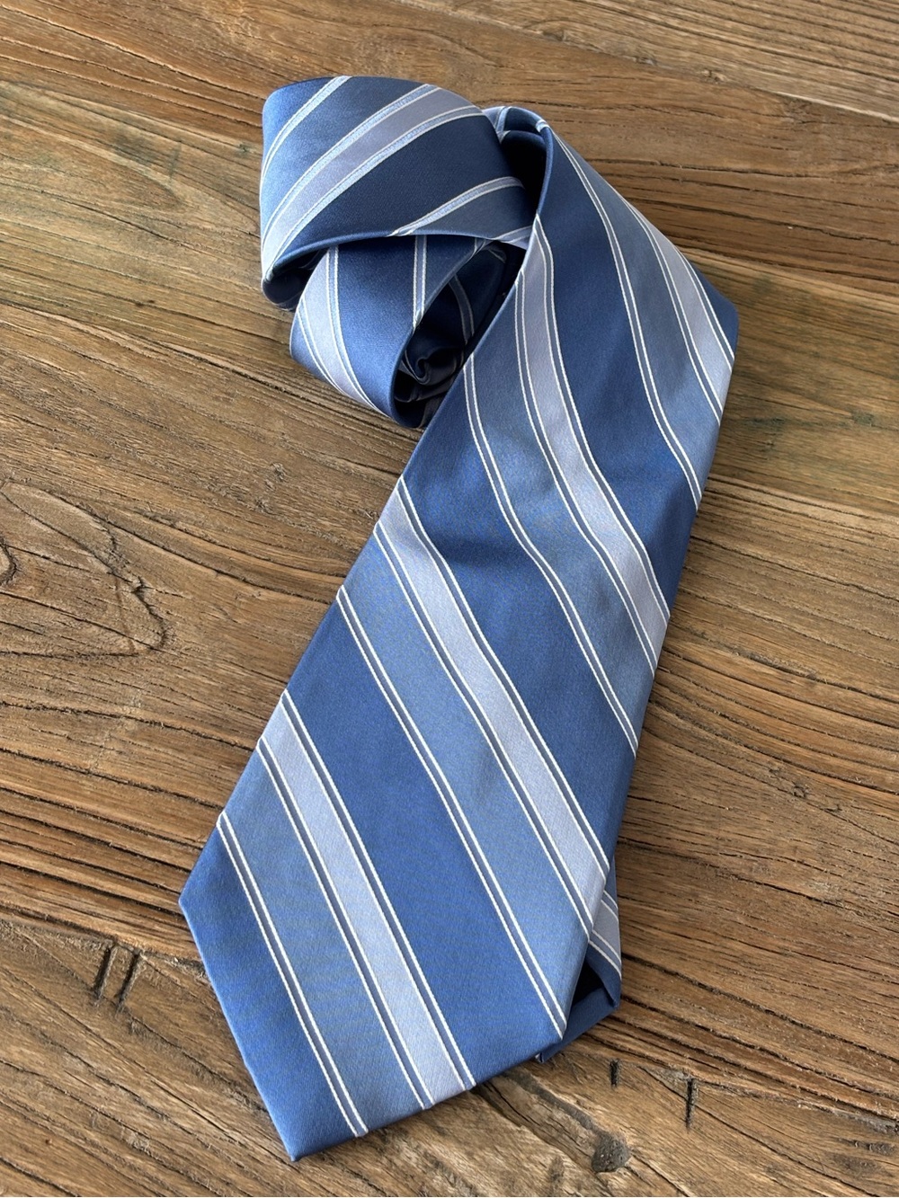 Club Room by Charter Club Blue Striped Men's 100% Silk Tie